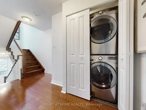 1021 Craven Road Toronto ON M4J 4V7