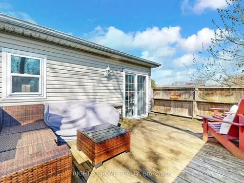 1021 Craven Road Toronto ON M4J 4V7