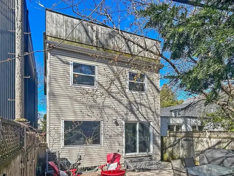 1021 Craven Road Toronto ON M4J 4V7