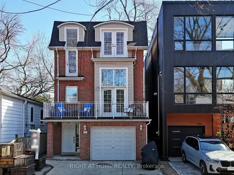 1021 Craven Road Toronto ON M4J 4V7