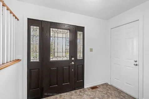 434 Hackney Court Oshawa ON L1G 2Y4