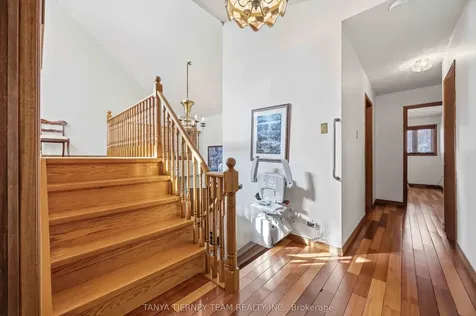575 Park Crescent Pickering ON L1W 2E1