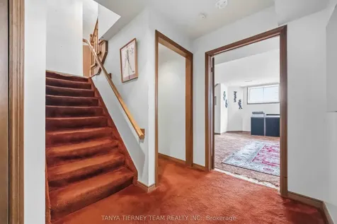 575 Park Crescent Pickering ON L1W 2E1