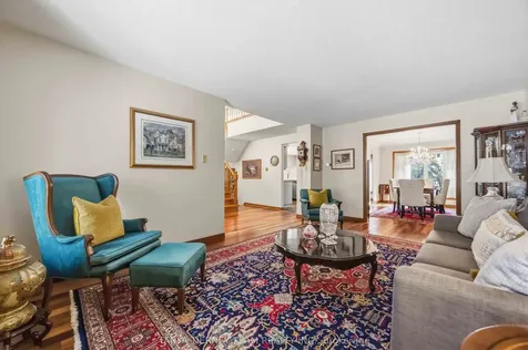575 Park Crescent Pickering ON L1W 2E1