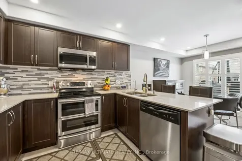 1825 Silverstone Crescent Oshawa ON L1K 0V6