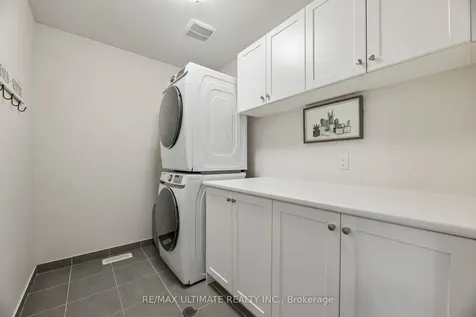 1825 Silverstone Crescent Oshawa ON L1K 0V6