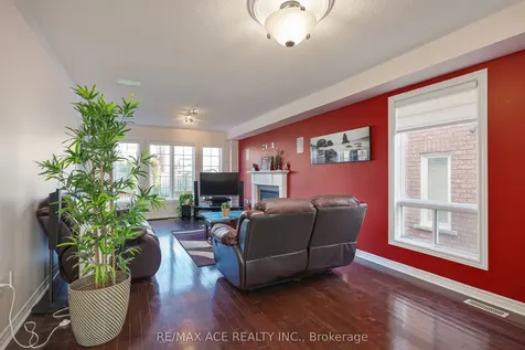 72 Taverner Crescent S Ajax ON L1T 0K1