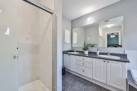72 Taverner Crescent S Ajax ON L1T 0K1