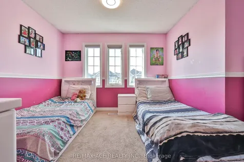 72 Taverner Crescent S Ajax ON L1T 0K1