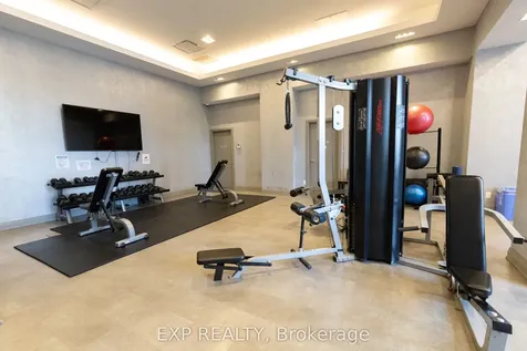30 Meadowglen Place W Toronto ON M1G 0A6