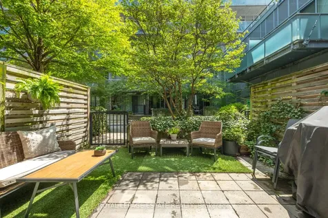 201 Carlaw Avenue Toronto ON M4M 2S3