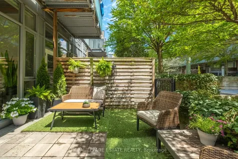 201 Carlaw Avenue Toronto ON M4M 2S3