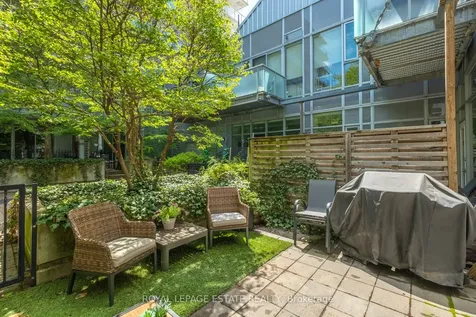 201 Carlaw Avenue Toronto ON M4M 2S3