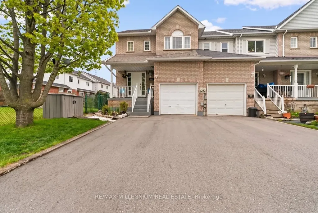 214 Graburn Avenue Oshawa ON L1H 3B1