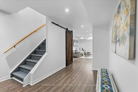 214 Graburn Avenue Oshawa ON L1H 3B1