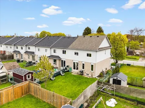 214 Graburn Avenue Oshawa ON L1H 3B1