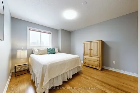 7 Finnegan Place Whitby ON L1R 2G2