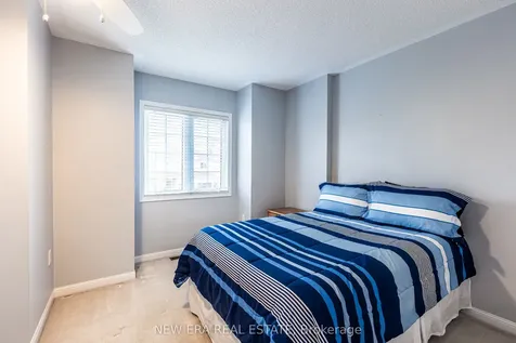 7 Catkins Crescent Whitby ON L1R 3A2