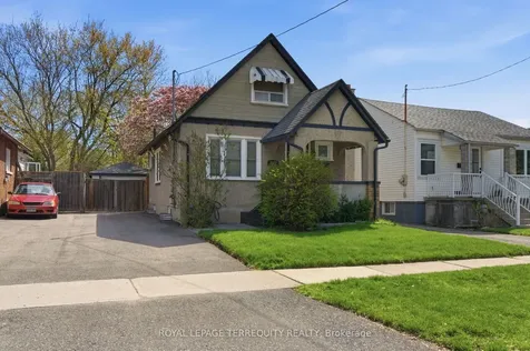 253 Oshawa Boulevard S Oshawa ON L1H 5R6