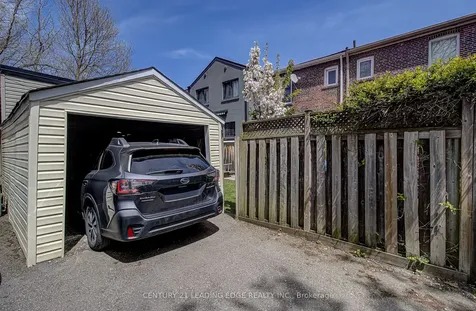 106 Parkmount Road Toronto ON M4J 4V4