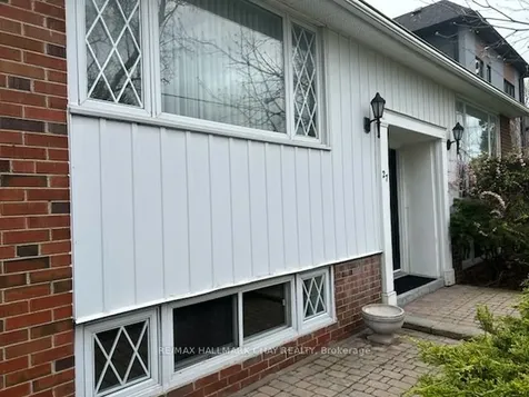 27 Elfreda Boulevard Toronto ON M1L 4L5