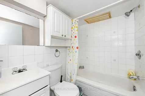 667 Pharmacy Avenue Toronto ON M1L 3H7