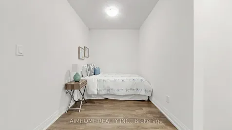 20 Meadowglen Place Toronto ON M1G 0A9