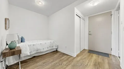 20 Meadowglen Place Toronto ON M1G 0A9
