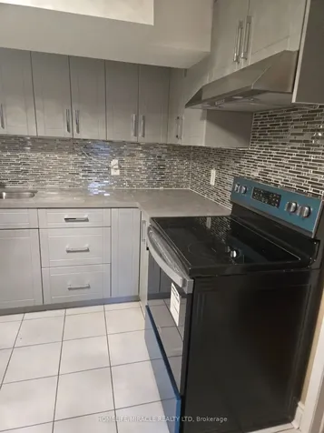 25 Chandler Drive Toronto ON M1G 1Z1