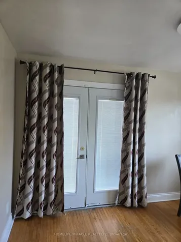25 Chandler Drive Toronto ON M1G 1Z1