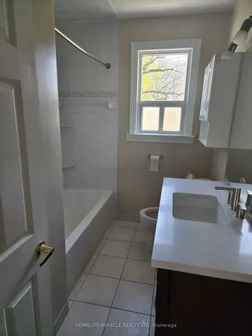 25 Chandler Drive Toronto ON M1G 1Z1