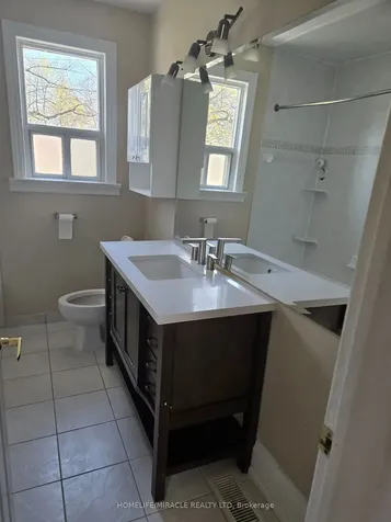 25 Chandler Drive Toronto ON M1G 1Z1