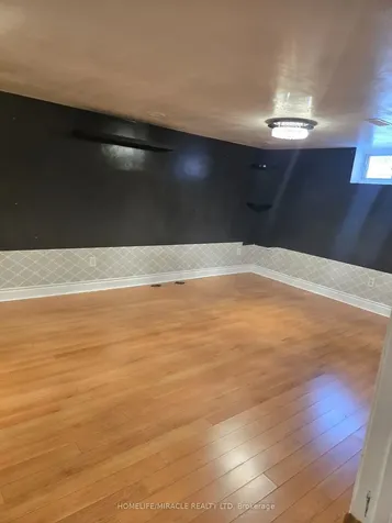 25 Chandler Drive Toronto ON M1G 1Z1