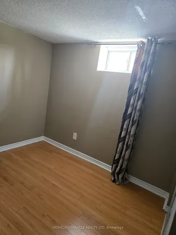 25 Chandler Drive Toronto ON M1G 1Z1