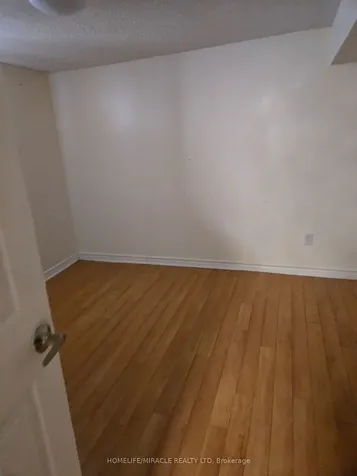 25 Chandler Drive Toronto ON M1G 1Z1