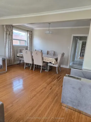25 Chandler Drive Toronto ON M1G 1Z1