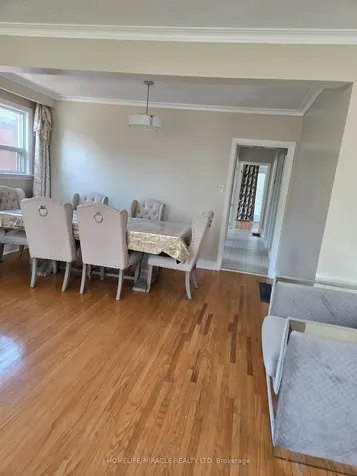 25 Chandler Drive Toronto ON M1G 1Z1