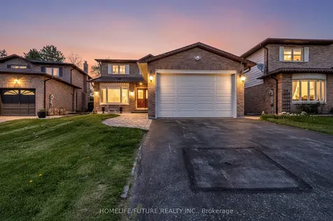 86 Robinson Crescent Whitby ON L1N 6W5