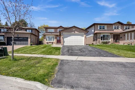 86 Robinson Crescent Whitby ON L1N 6W5