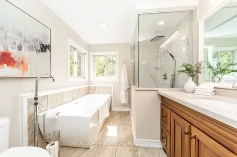 101 Kingswood Drive Clarington ON L1E 1G3