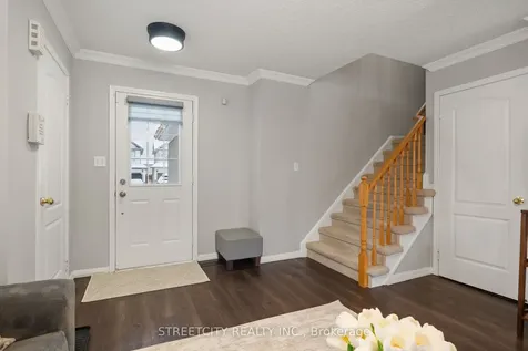 8 Shipley Avenue Clarington ON L1B 1M6