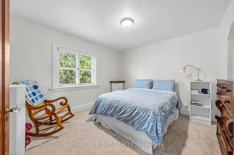 26 Maryland Boulevard Toronto ON M4C 5C9