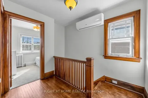 26 Maryland Boulevard Toronto ON M4C 5C9