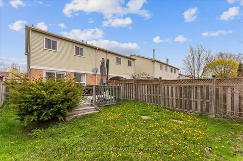 14 Rollo Drive Ajax ON L1S 7E7