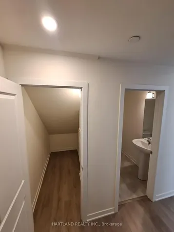 1695 Dersan Street Pickering ON L1X 0S9