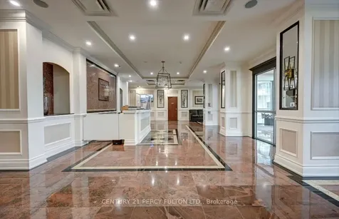 6 Rosebank Drive Toronto ON M1B 0A1