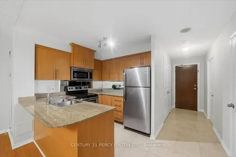 6 Rosebank Drive Toronto ON M1B 0A1