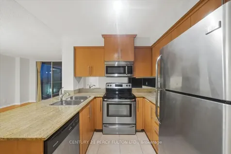 6 Rosebank Drive Toronto ON M1B 0A1