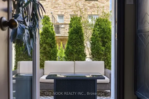 460 Woodmount Drive Oshawa ON L1K 0K4