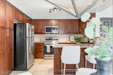 460 Woodmount Drive Oshawa ON L1K 0K4